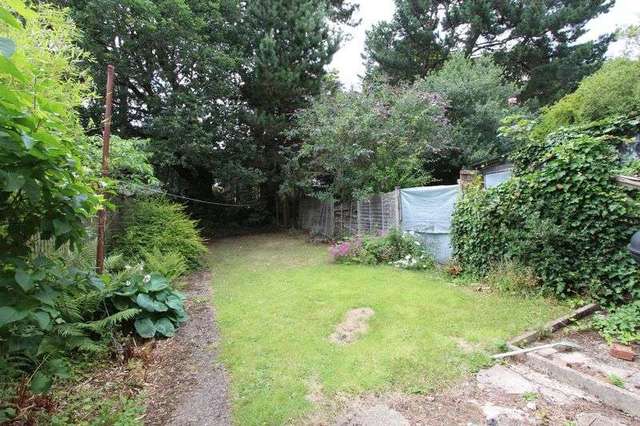  Image of 1 bedroom Flat to rent in Highfield Crescent Southampton SO17 at Highfield Crescent  Southampton, SO17 1SG