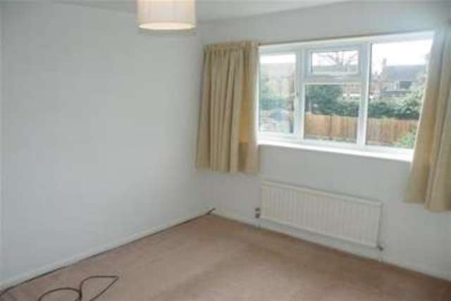  Image of 3 bedroom Detached house to rent in Orford Avenue Radcliffe-on-Trent Nottingham NG12 at Nottingham, NG12 2DD