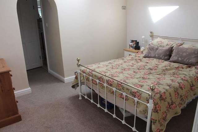  Image of 4 bedroom Detached house for sale in Cadhay Lane Cadhay Ottery St. Mary EX11 at Ottery St Mary Devon, EX11 1QZ