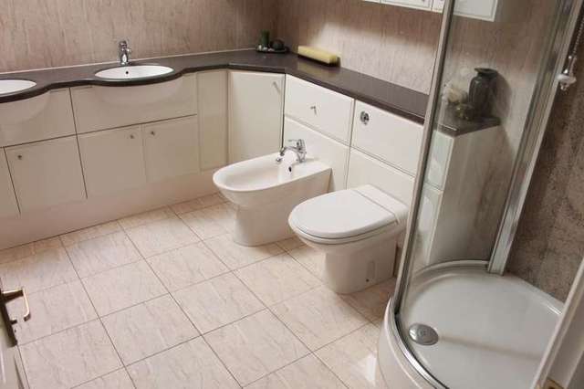  Image of 4 bedroom Detached house for sale in Cadhay Lane Cadhay Ottery St. Mary EX11 at Ottery St Mary Devon, EX11 1QZ
