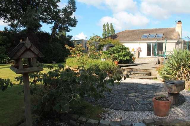  Image of 4 bedroom Detached house for sale in Cadhay Lane Cadhay Ottery St. Mary EX11 at Ottery St Mary Devon, EX11 1QZ