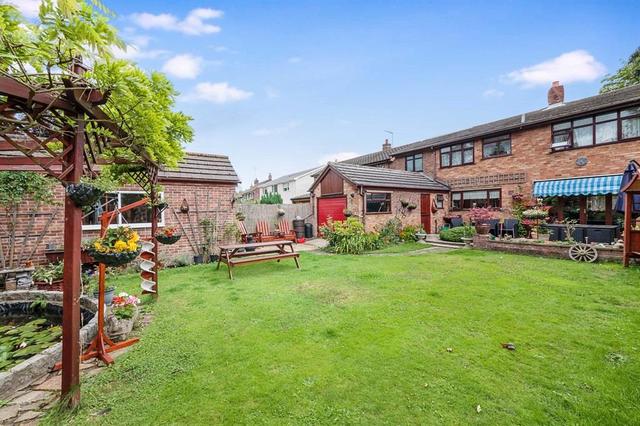  Image of 4 bedroom Detached house for sale in Oulton Street Oulton Lowestoft NR32 at Oulton Street Oulton Lowestoft, NR32 3BB