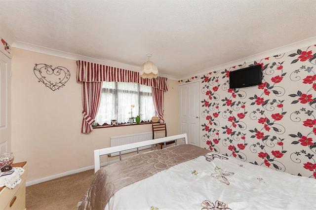  Image of 4 bedroom Detached house for sale in Oulton Street Oulton Lowestoft NR32 at Oulton Street Oulton Lowestoft, NR32 3BB