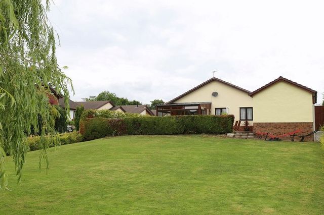  Image of 3 bedroom Detached house for sale in Ffordd Pen Y Coed Parc Grosvenor Trefnant Denbigh LL16 at Ffordd Pen Y Coed  Trefnant, LL16 4YH