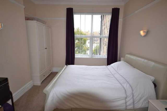 Image of 2 bedroom Flat to rent in Park Road Bexhill-on-Sea TN39 at Bexhill On Sea, TN39 3HY