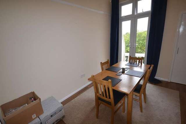  Image of 2 bedroom Flat to rent in Park Road Bexhill-on-Sea TN39 at Bexhill On Sea, TN39 3HY