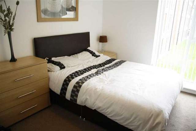  Image of 2 bedroom Apartment to rent in Devons Road London E3 at Devons Road  London, E3 3AN