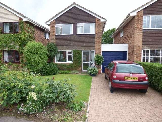  Image of 3 bedroom Detached house for sale in Pear Tree Close Hardwicke Gloucester GL2 at Pear Tree Close Hardwicke Gloucester, GL2 4TL