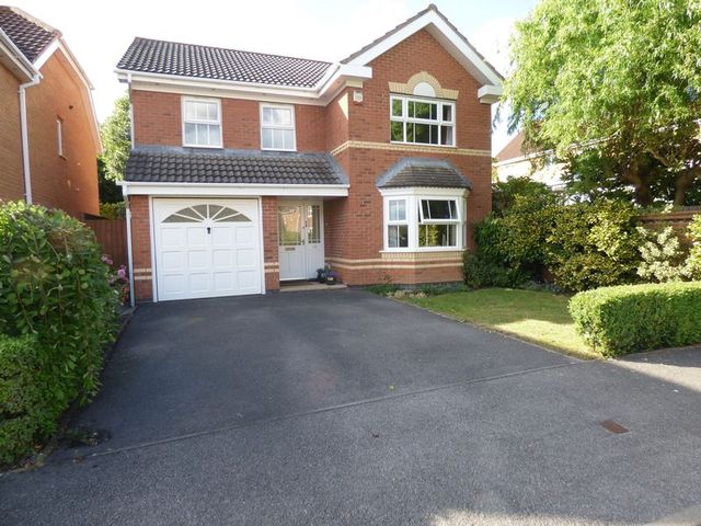 Image of 4 bedroom Detached house for sale in Peregrine Close Quedgeley Gloucester GL2 at Peregrine Close Quedgeley Gloucester, GL2 4LG