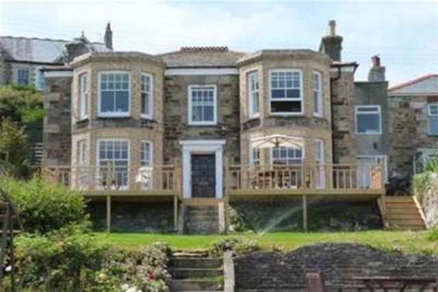  Image of 5 bedroom Detached house to rent in Perranporth TR6 at Perranporth, TR6 0JN