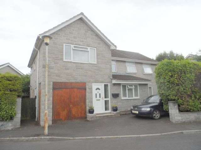  Image of 5 bedroom Detached house for sale in Pinewood Drive Somerton TA11 at Pinewood Drive  Somerton, TA11 6JP