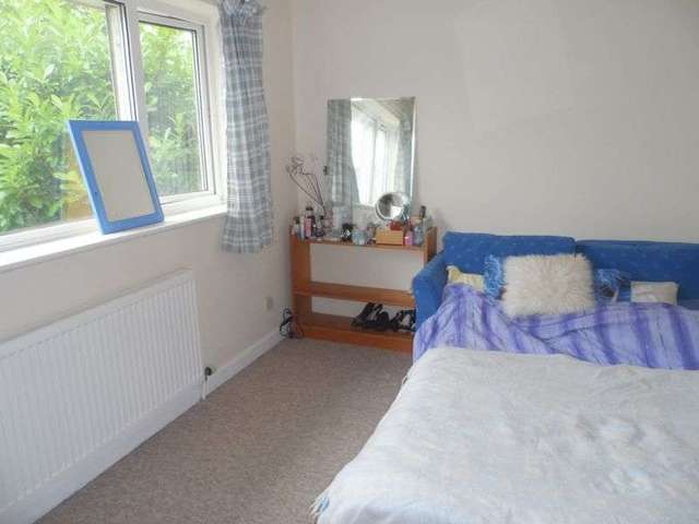  Image of 5 bedroom Detached house for sale in Pinewood Drive Somerton TA11 at Pinewood Drive  Somerton, TA11 6JP