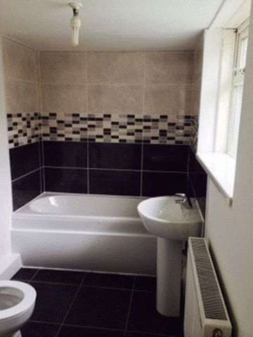  Image of 3 bedroom Terraced house to rent in Poplar Road Bearwood Smethwick B66 at Poplar Road Bearwood Smethwick, B66 4AW