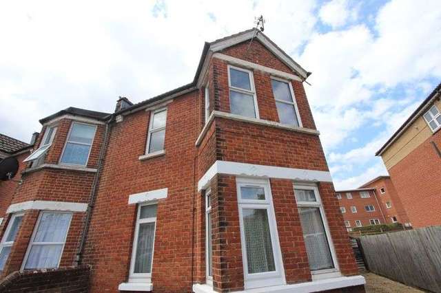  Image of 3 bedroom Flat for sale in Portswood Road Southampton SO17 at Portswood Road Portswood Southampton, SO17 2TH