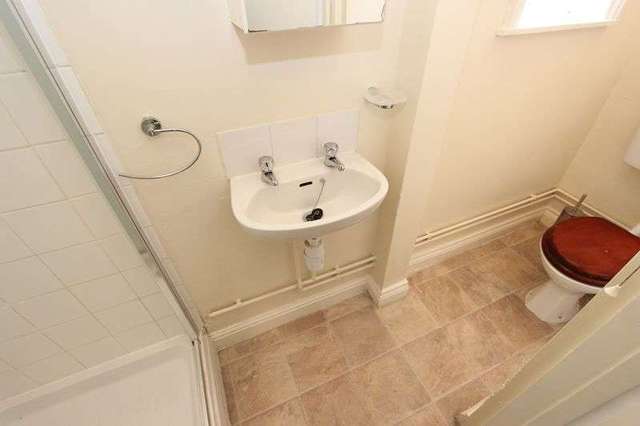  Image of 3 bedroom Flat for sale in Portswood Road Southampton SO17 at Portswood Road Portswood Southampton, SO17 2TH