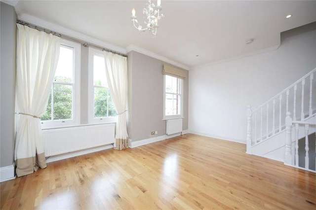  Image of 2 bedroom Flat to rent in Prairie Street London SW8 at Battersea Park London Wandsworth Road, SW8 3PL