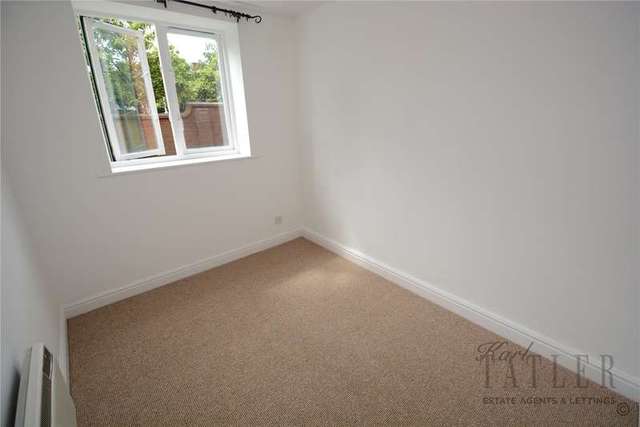  Image of 2 bedroom Flat to rent in Priory Wharf Birkenhead CH41 at Birkenhead Wirral Birkenhead, CH41 5LB