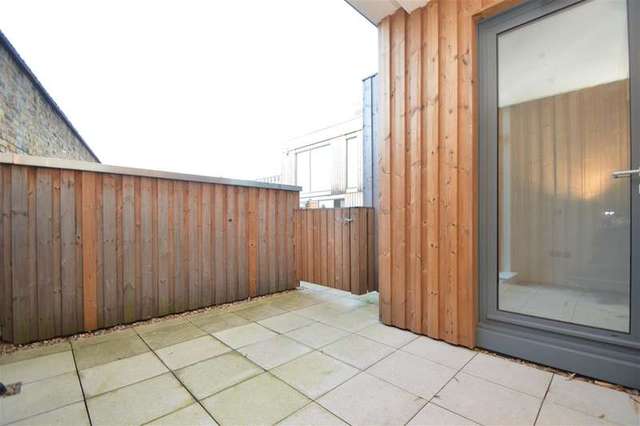  Image of 2 bedroom Apartment for sale in Putney Bridge Road London SW15 at Putney, SW15 2NQ