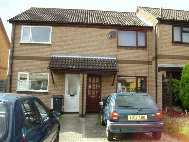  Image of 2 bedroom Terraced house to rent in Severn Oaks Quedgeley Gloucester GL2 at Severn Oaks Quedgeley Gloucester, GL2 4YX