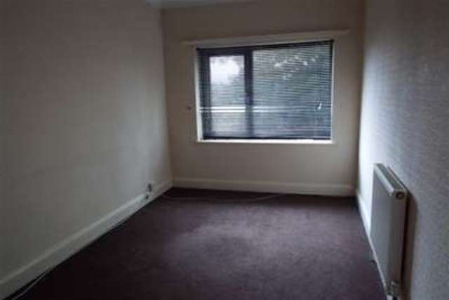  Image of 2 bedroom Flat to rent in Queen Elizabeth Drive Normanton WF6 at Normanton, WF6 1JG