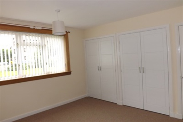  Image of 1 bedroom Flat to rent in Queens Court Bridge of Allan Stirling FK9 at Bridge of Allan Stirling Stirling, FK9 4NX