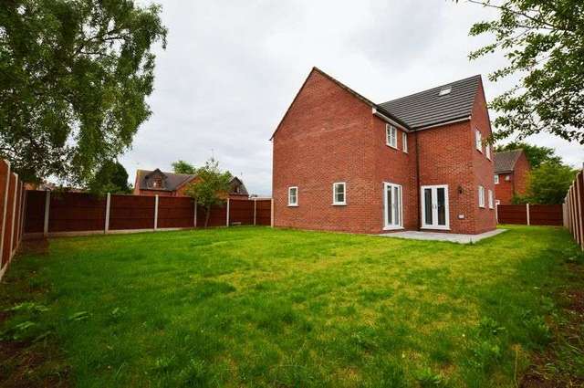  Image of 5 bedroom Detached house for sale in Quincey Drive Erdington Birmingham B24 at Quincey Drive  Birmingham, B24 9LX