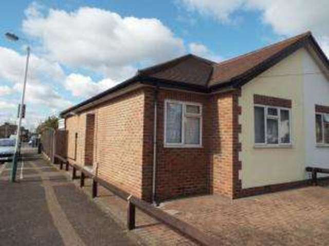  Image of 2 bedroom Bungalow for sale in Manser Road Rainham RM13 at Rainham  South Hornchurch, RM13 8NP