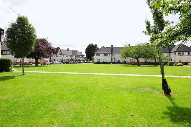  Image of 3 bedroom Flat for sale in Ruislip Court Ruislip Manor Ruislip HA4 at Raleigh Close  Ruislip, HA4 6JP