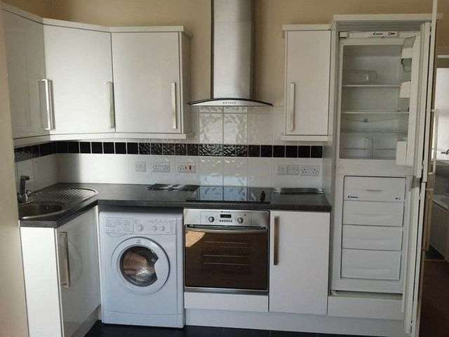  Image of 2 bedroom Flat to rent in Repton Road Brislington Bristol BS4 at Repton Road Brislington Bristol, BS4 3LY