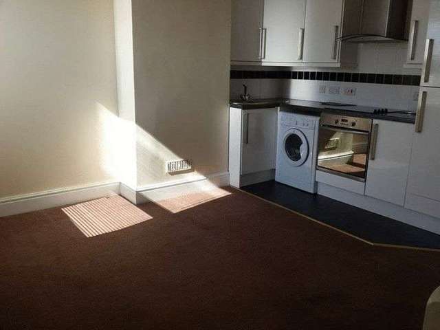  Image of 2 bedroom Flat to rent in Repton Road Brislington Bristol BS4 at Repton Road Brislington Bristol, BS4 3LY