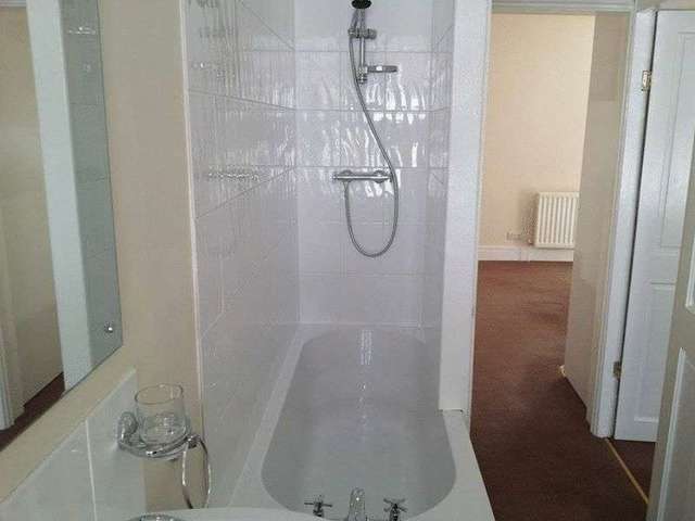  Image of 2 bedroom Flat to rent in Repton Road Brislington Bristol BS4 at Repton Road Brislington Bristol, BS4 3LY