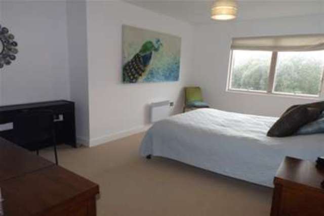  Image of 2 bedroom Flat to rent in Riverside Place Cambridge CB5 at Cambridge, CB5 8JF