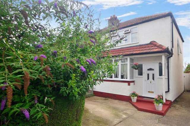  Image of 3 bedroom End of Terrace for sale in Roding Road Loughton IG10 at Loughton Essex Loughton, IG10 3BS