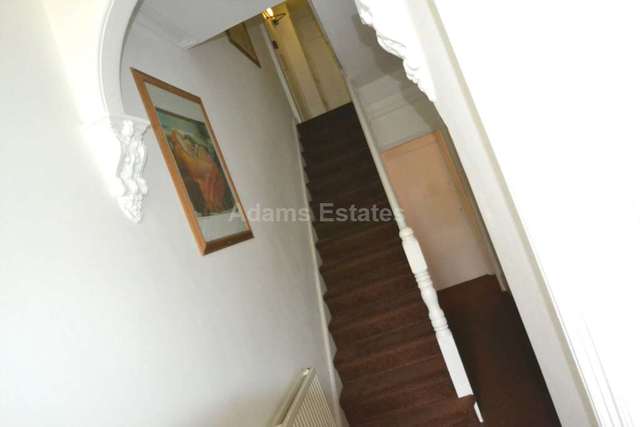  Image of 6 bedroom Terraced house to rent in Grange Avenue Earley Reading RG6 at Grange Avenue  Reading, RG6 1DL