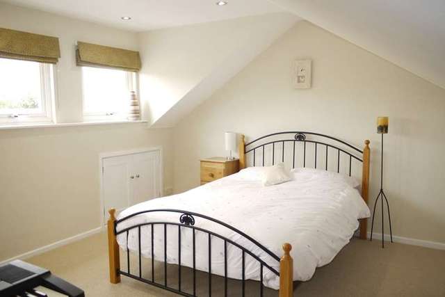  Image of 4 bedroom Terraced house for sale in Rugby Road Leamington Spa CV32 at Leamington Spa Warwickshire Royal Leamington Spa, CV32 6DG