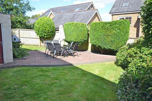  Image of 2 bedroom Flat to rent in Ruperra Close Bassaleg Newport NP10 at Ruperra Close  Newport, NP10 8NP