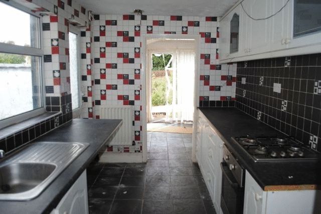  Image of 2 bedroom Terraced house for sale in Rutland Street Grimsby DN32 at Rutland Street  Grimsby, DN32 7NE