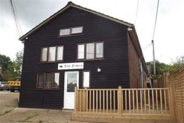  Image of 2 bedroom Property to rent in Cottenden Road Stonegate Wadhurst TN5 at Stonegate, TN5 7EB