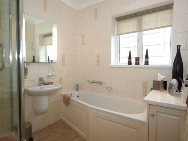  Image of 4 bedroom Detached house for sale in Saltash Road Callington PL17 at Saltash Road  Callington, PL17 7EG