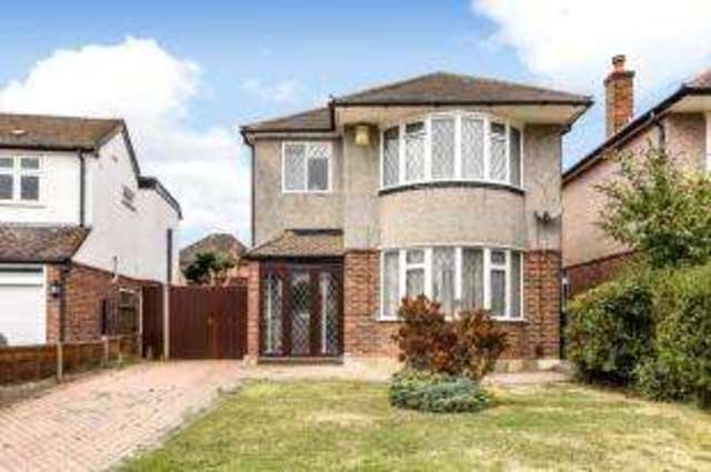  Image of 3 bedroom Detached house for sale in Sandy Ridge Chislehurst BR7 at Chislehurst  Chislehurst, BR7 5DP