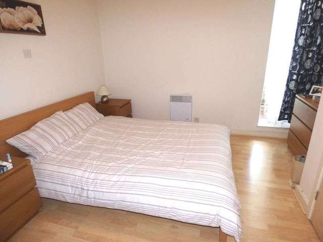  Image of 1 bedroom Flat for sale in Sanford Street Swindon SN1 at Sanford Street  Swindon, SN1 1HE