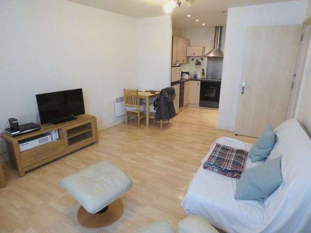  Image of 1 bedroom Flat for sale in Sanford Street Swindon SN1 at Sanford Street  Swindon, SN1 1HE