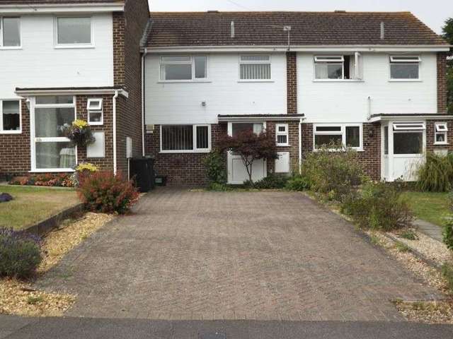  Image of 3 bedroom Terraced house to rent in Seaton Road Highcliffe Christchurch BH23 at Seaton Road Highcliffe Christchurch, BH23 5HW