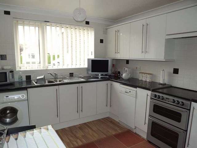  Image of 3 bedroom Terraced house to rent in Seaton Road Highcliffe Christchurch BH23 at Seaton Road Highcliffe Christchurch, BH23 5HW