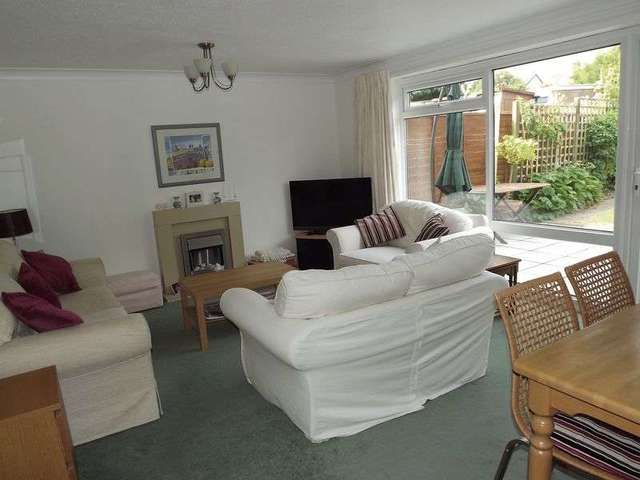  Image of 3 bedroom Terraced house to rent in Seaton Road Highcliffe Christchurch BH23 at Seaton Road Highcliffe Christchurch, BH23 5HW