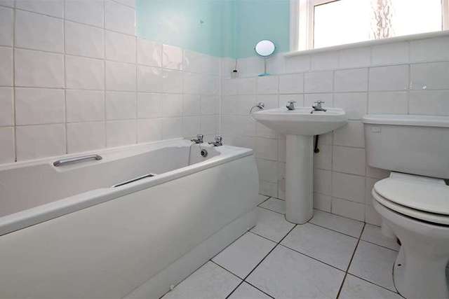  Image of 3 bedroom Flat for sale in Seaward Avenue Southbourne Bournemouth BH6 at Seaward Avenue Southbourne Bournemouth, BH6 3SH