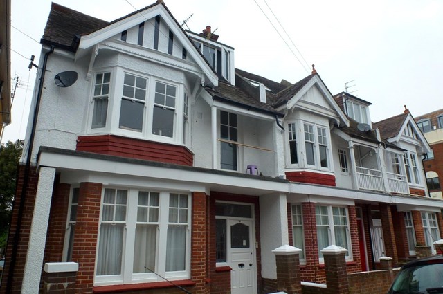  Image of 1 bedroom Ground Flat to rent in Selborne Place Hove BN3 at 4 Selborne Place  Hove, BN3 3EJ