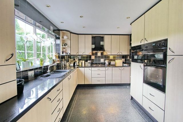  Image of 4 bedroom Detached house for sale in Sergeants Lane Whitefield Manchester M45 at Sergeants Lane Whitefield Manchester, M45 7TS