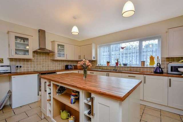  Image of 3 bedroom Detached house for sale in Shop Hill Mareham-Le-Fen Boston PE22 at Shop Hill Mareham-Le-Fen Boston, PE22 7QP