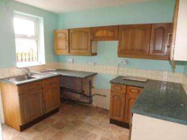  Image of 3 bedroom Terraced house for sale in Skegby Road Sutton-in-Ashfield NG17 at Sutton-in-Ashfield Nottinghamshire Sutton in Ashfield, NG17 4FG